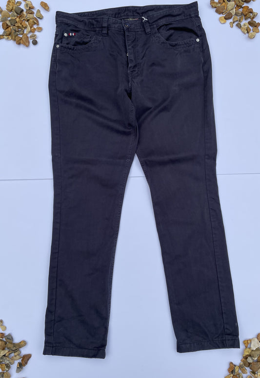 Napajiri Charcoal Jeans